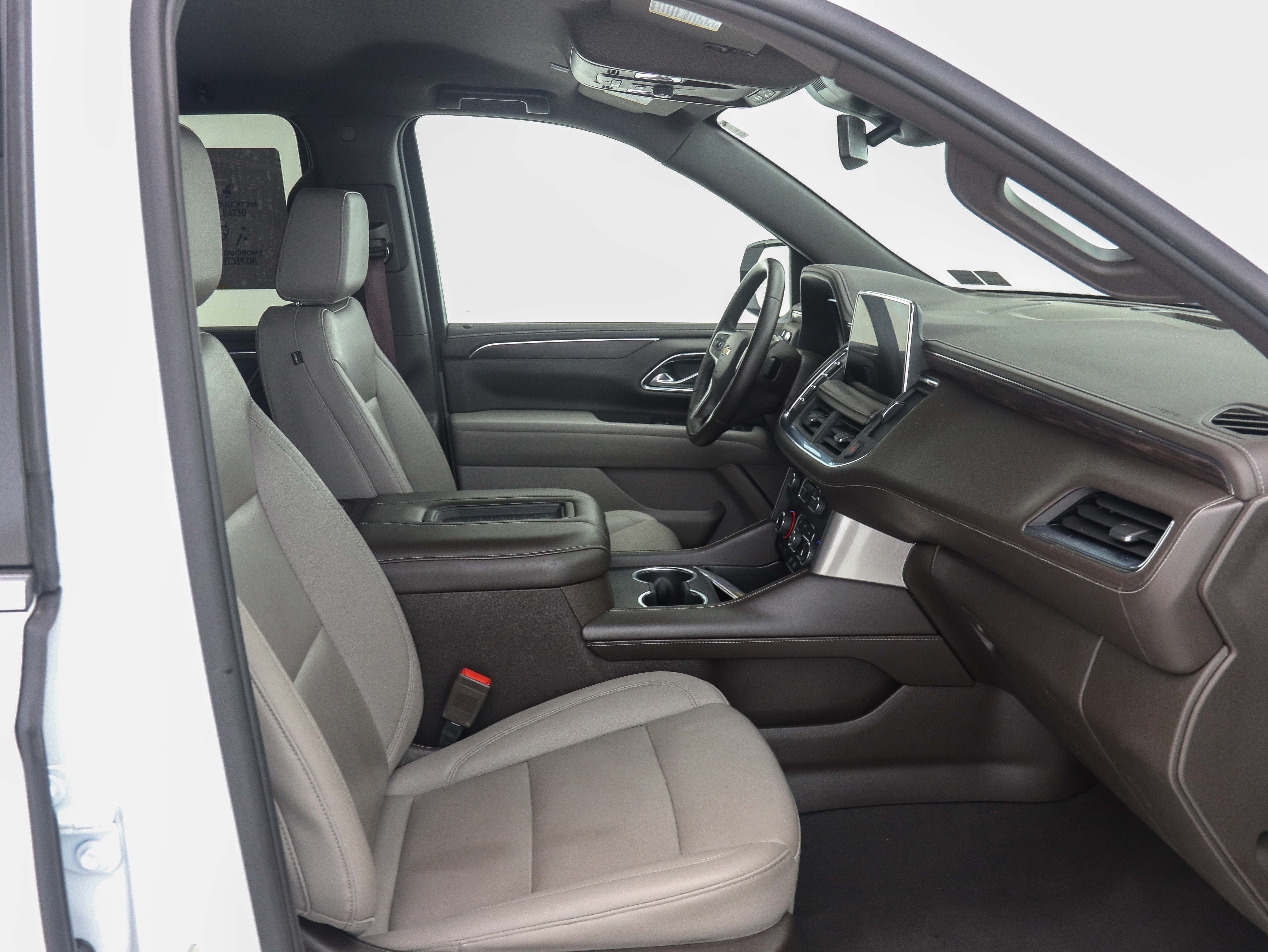 Used 2023 Chevrolet Suburban LT AWD/4WD image 20