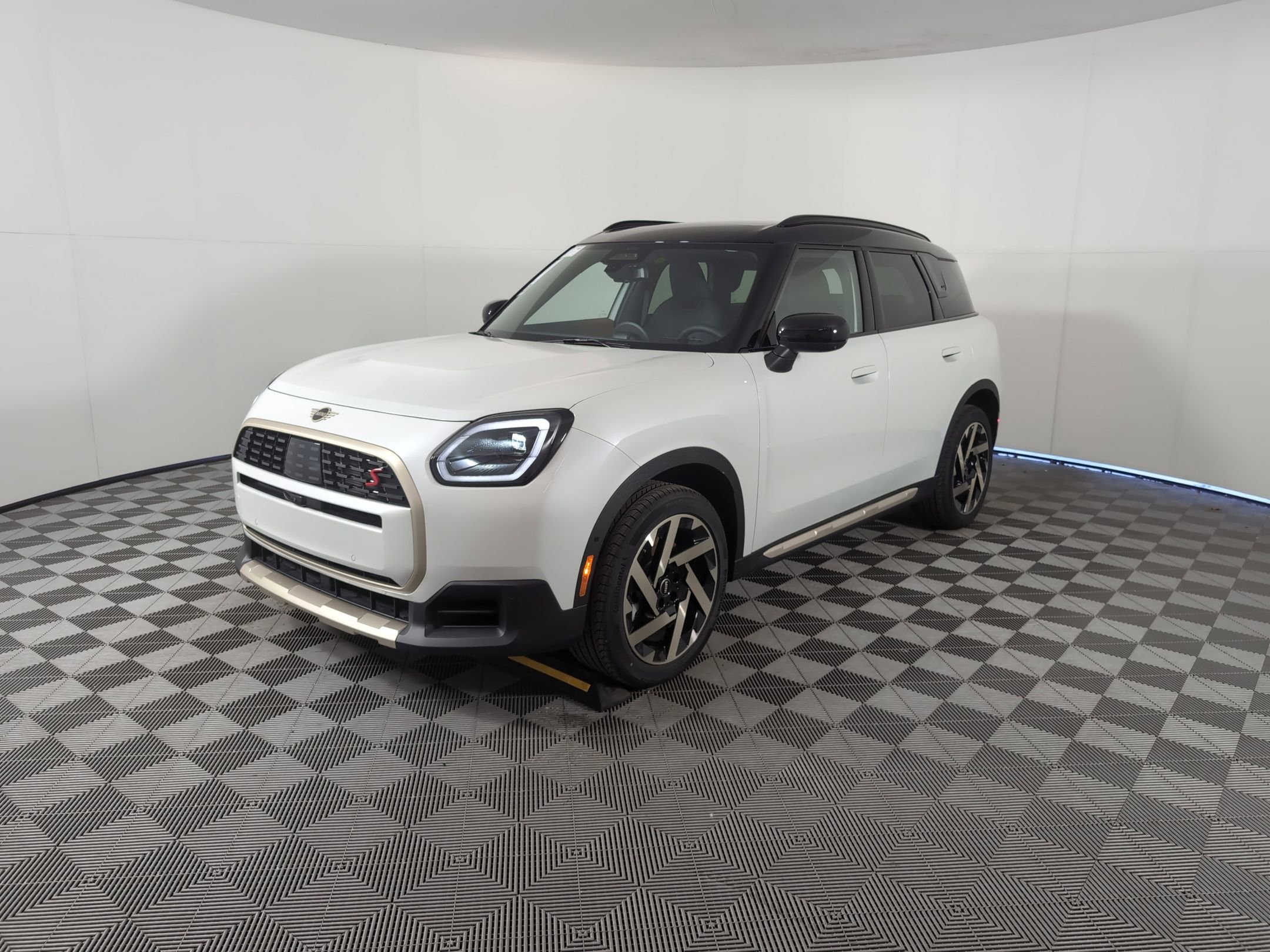 New 2025 MINI Cooper Countryman S w/ Comfort Package Max