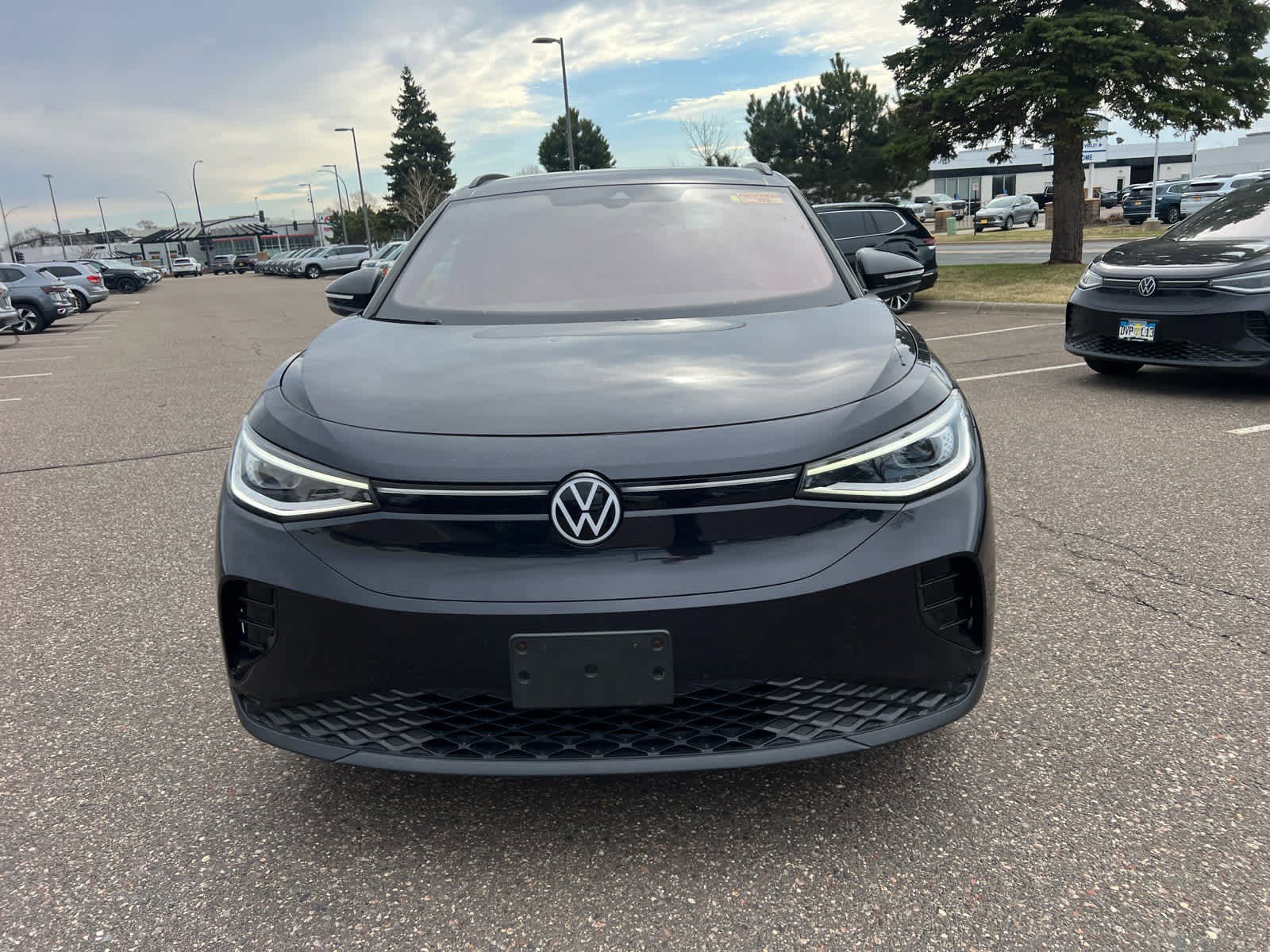 Used 2023 Volkswagen ID.4 Pro S image 2