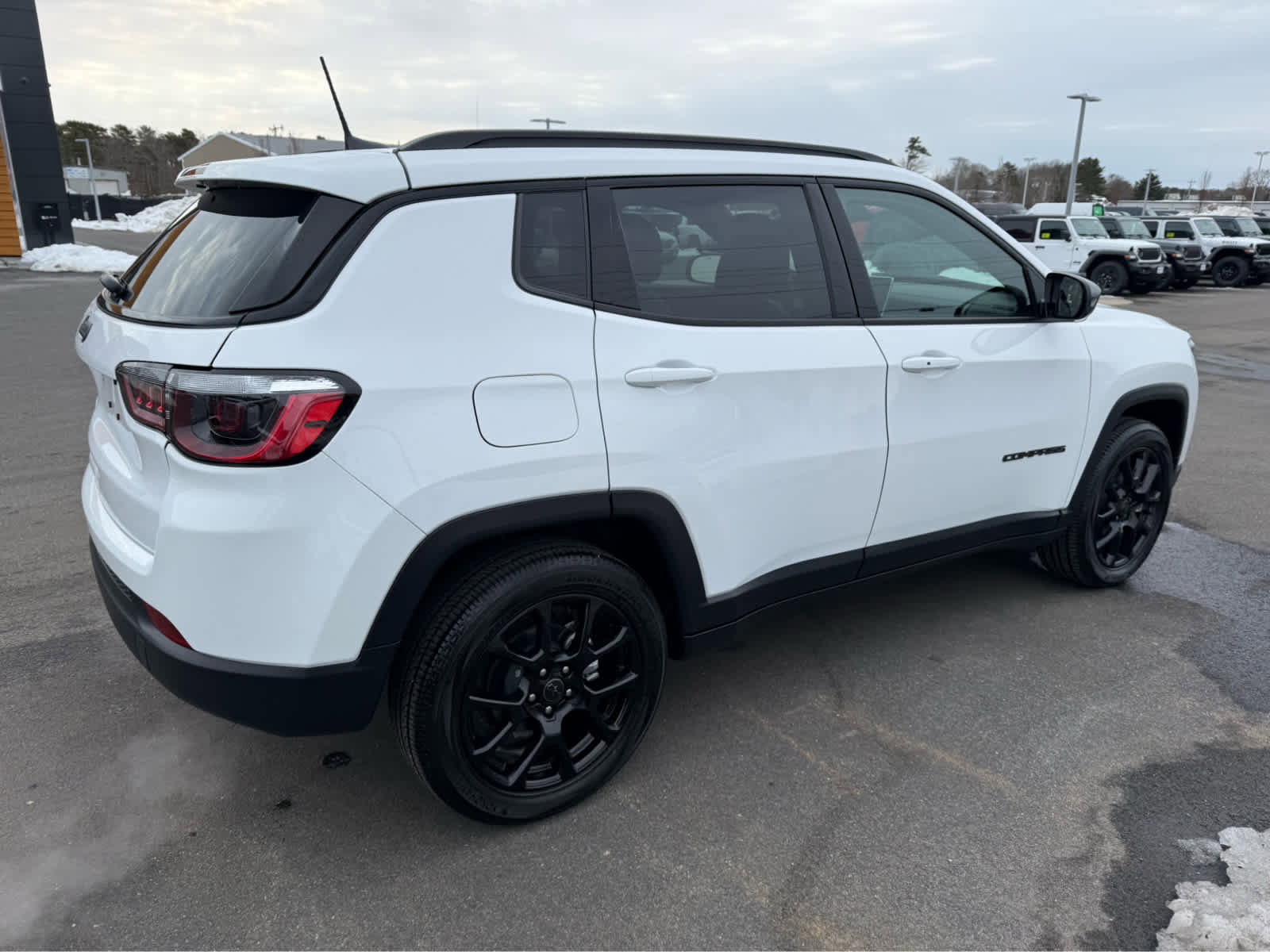 Used 2026 Jeep Compass Latitude w/ Quick Order Package 29K image 10
