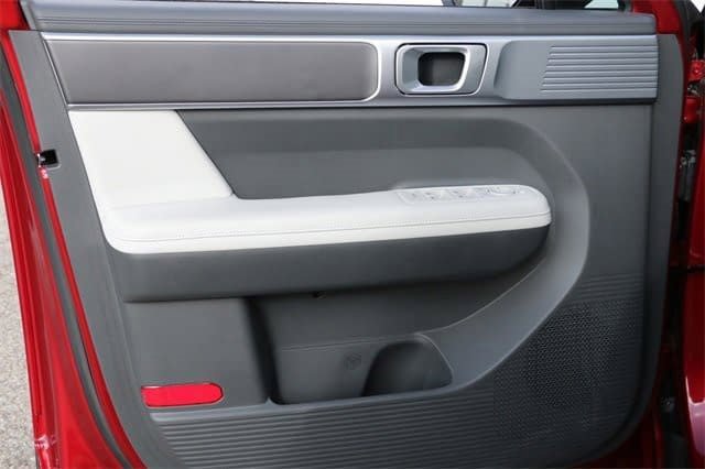 Certified 2025 Hyundai Santa Fe SEL image 21