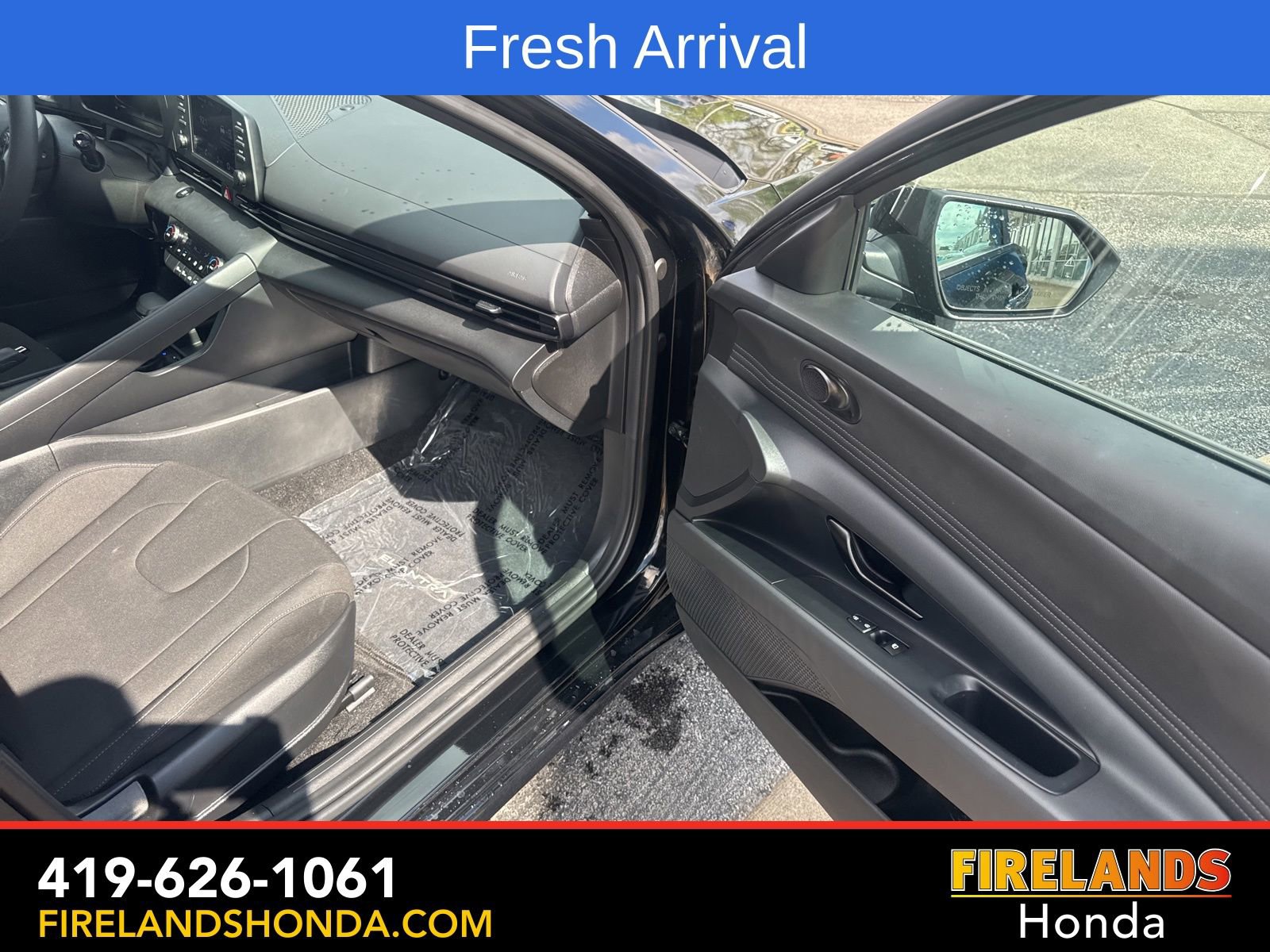 Used 2025 Hyundai Elantra Sport FWD image 31