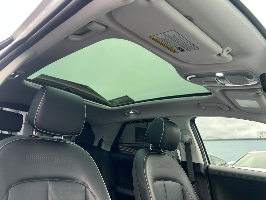 Used 2024 Hyundai Ioniq 5 Limited image 37