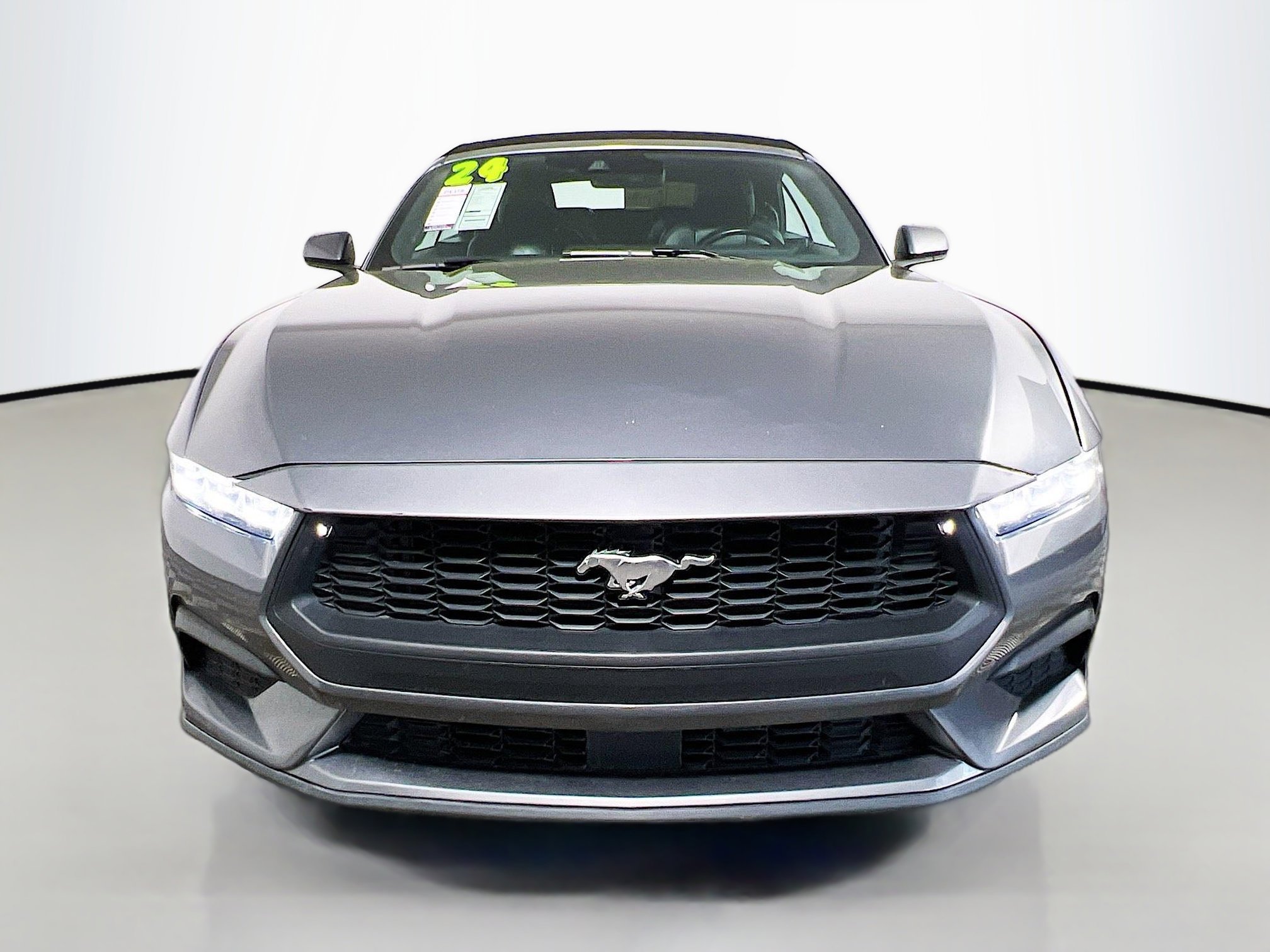 Used 2024 Ford Mustang Premium image 11