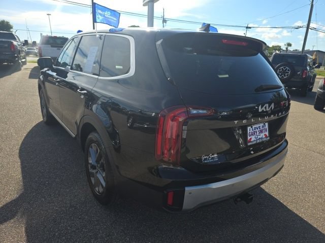 Used 2024 Kia Telluride LX FWD image 5