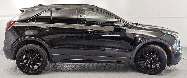 Used 2022 Cadillac XT4 Sport w/ Comfort Package AWD/4WD image 2