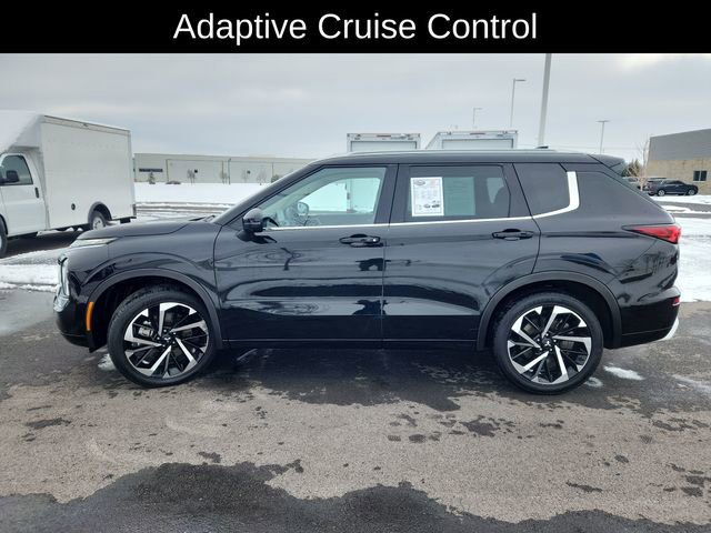 Used 2023 Mitsubishi Outlander SEL image 4