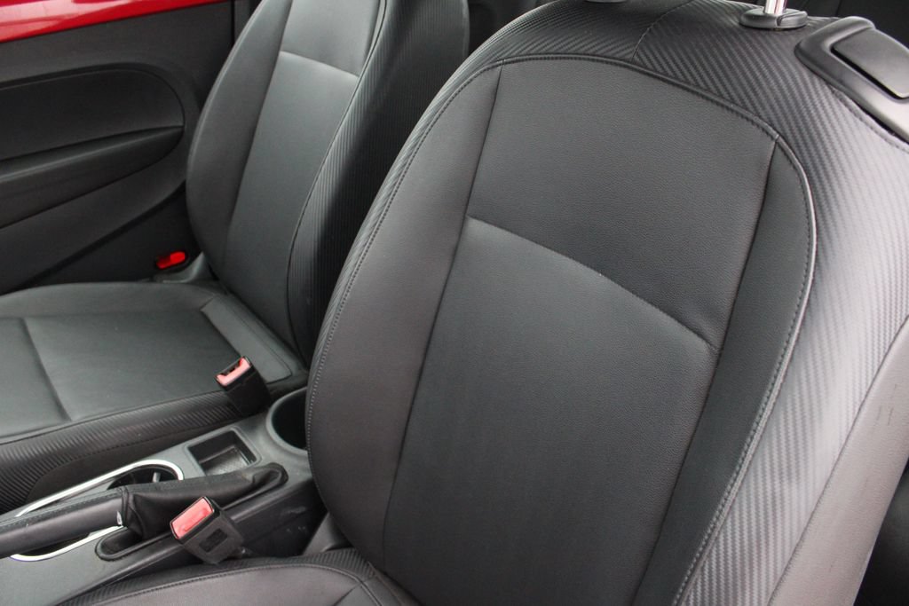 Used 2012 Volkswagen Beetle 2.5 FWD image 3