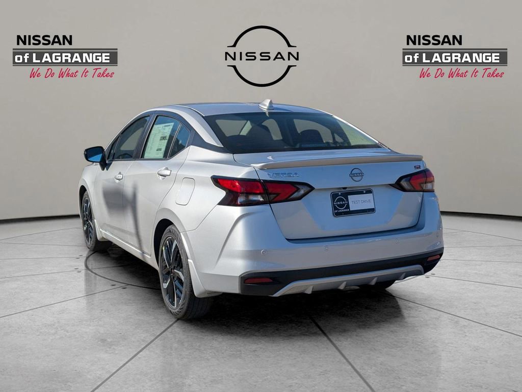New 2025 Nissan Versa SR w/ Trunk Package image 7