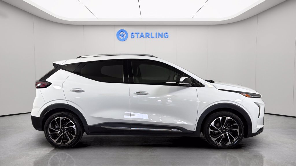 Certified 2023 Chevrolet Bolt EUV Premier FWD image 12