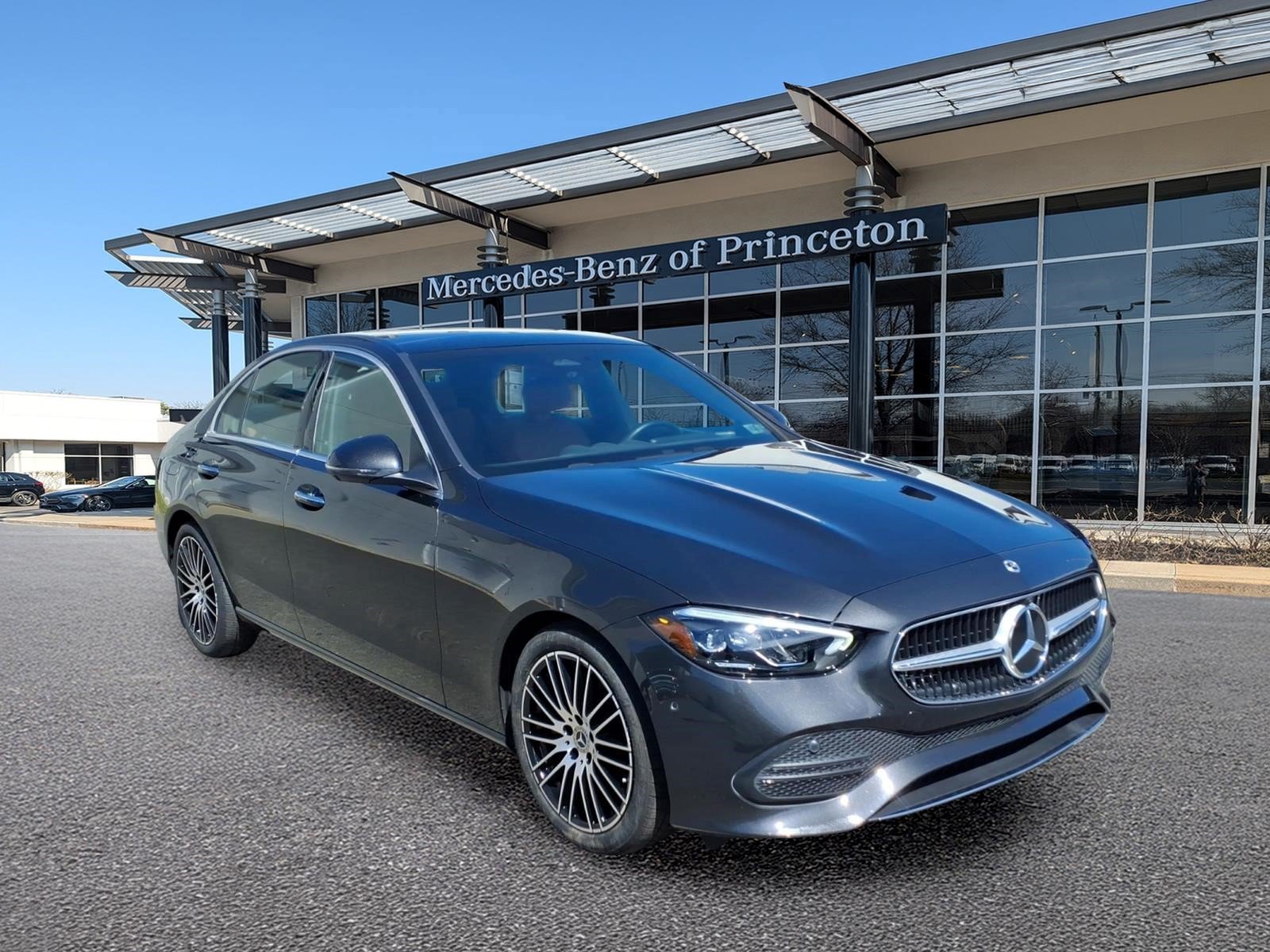 Used 2023 Mercedes-Benz C 300 4MATIC Sedan image 1