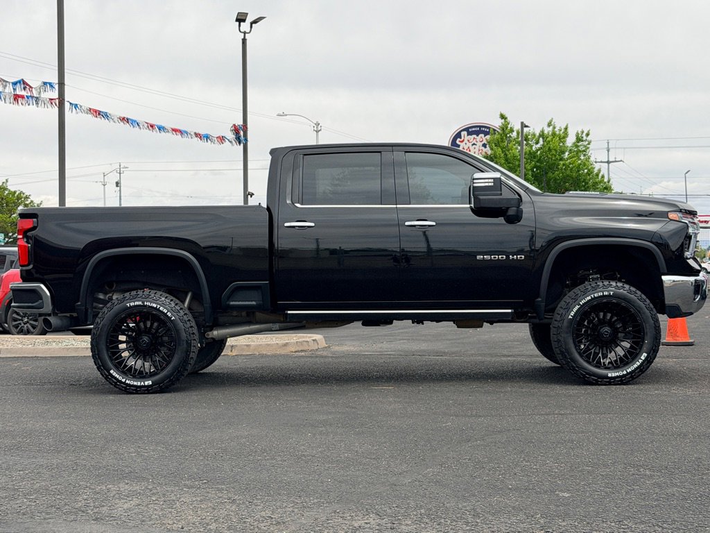 Used 2024 Chevrolet Silverado 2500 LTZ AWD/4WD image 56