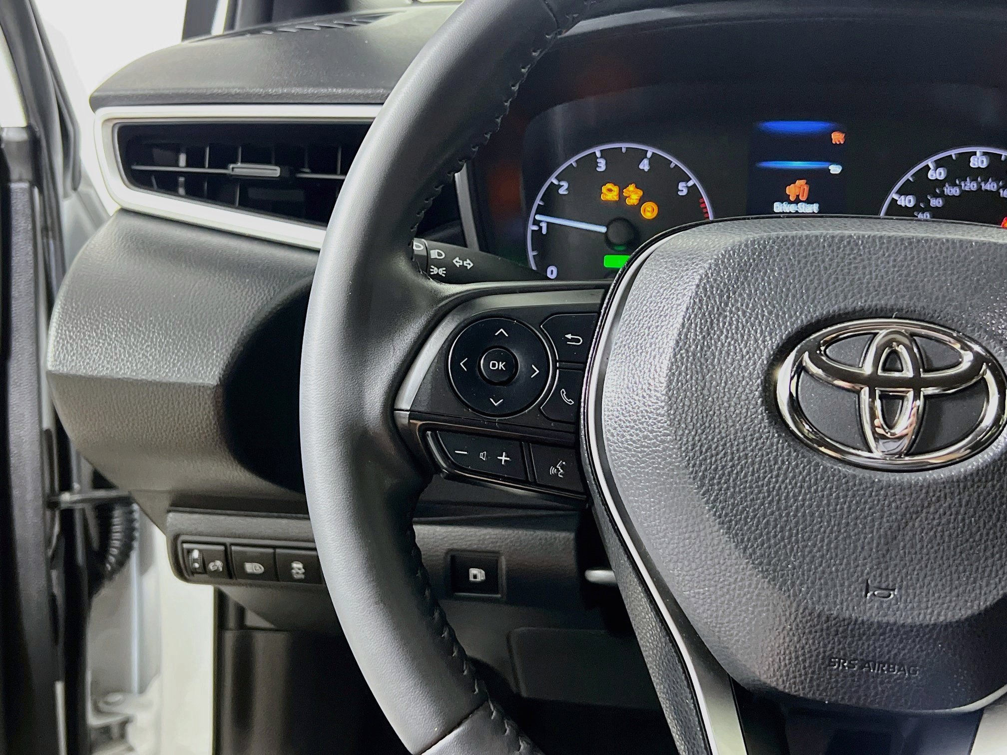 Used 2023 Toyota Corolla SE FWD image 19