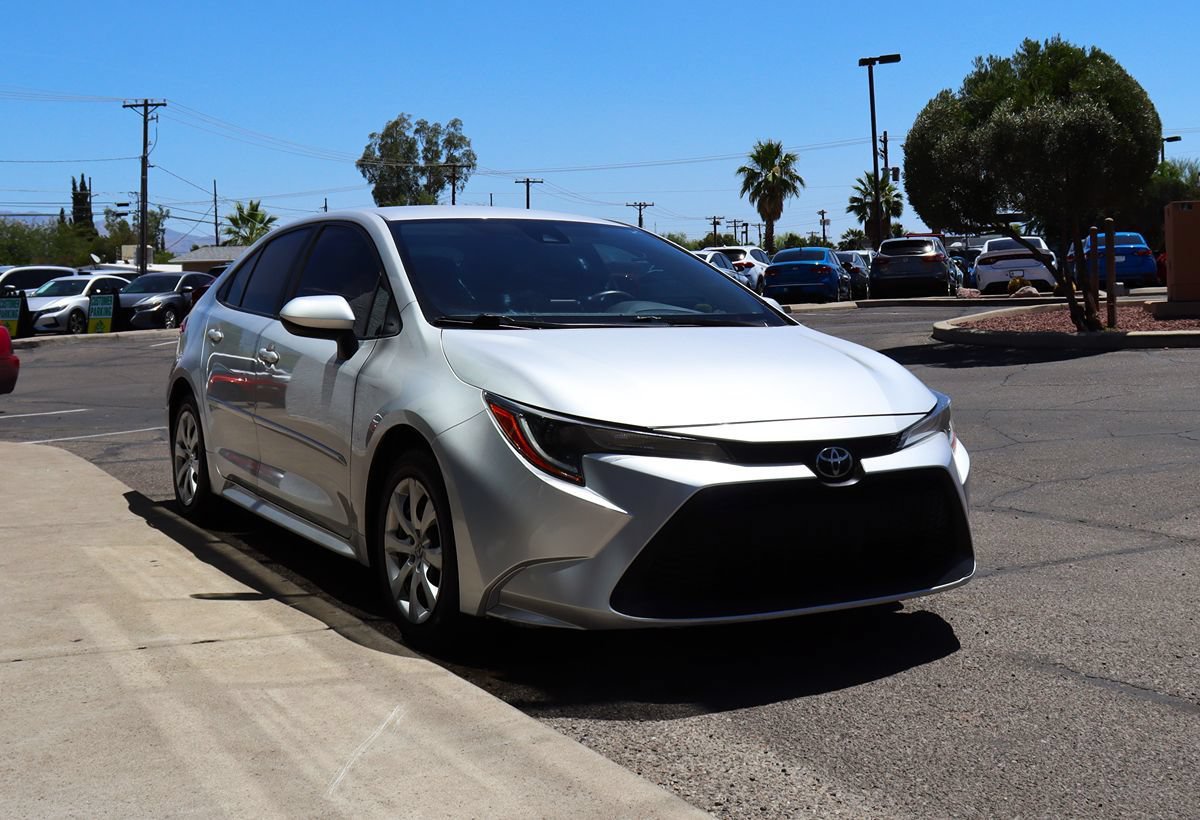Used 2022 Toyota Corolla LE w/ Carpet Mat Package (TMS) FWD image 14