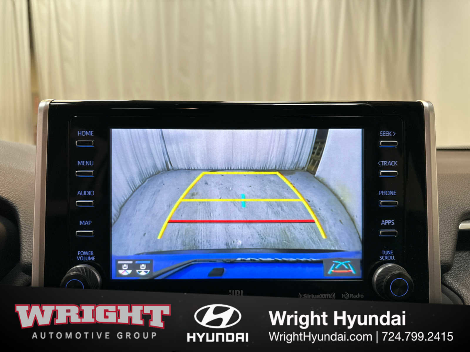 Used 2021 Toyota RAV4 XLE Premium image 27