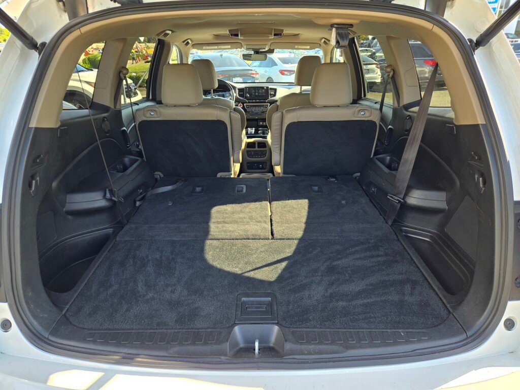 Certified 2022 Honda Pilot Touring image 10