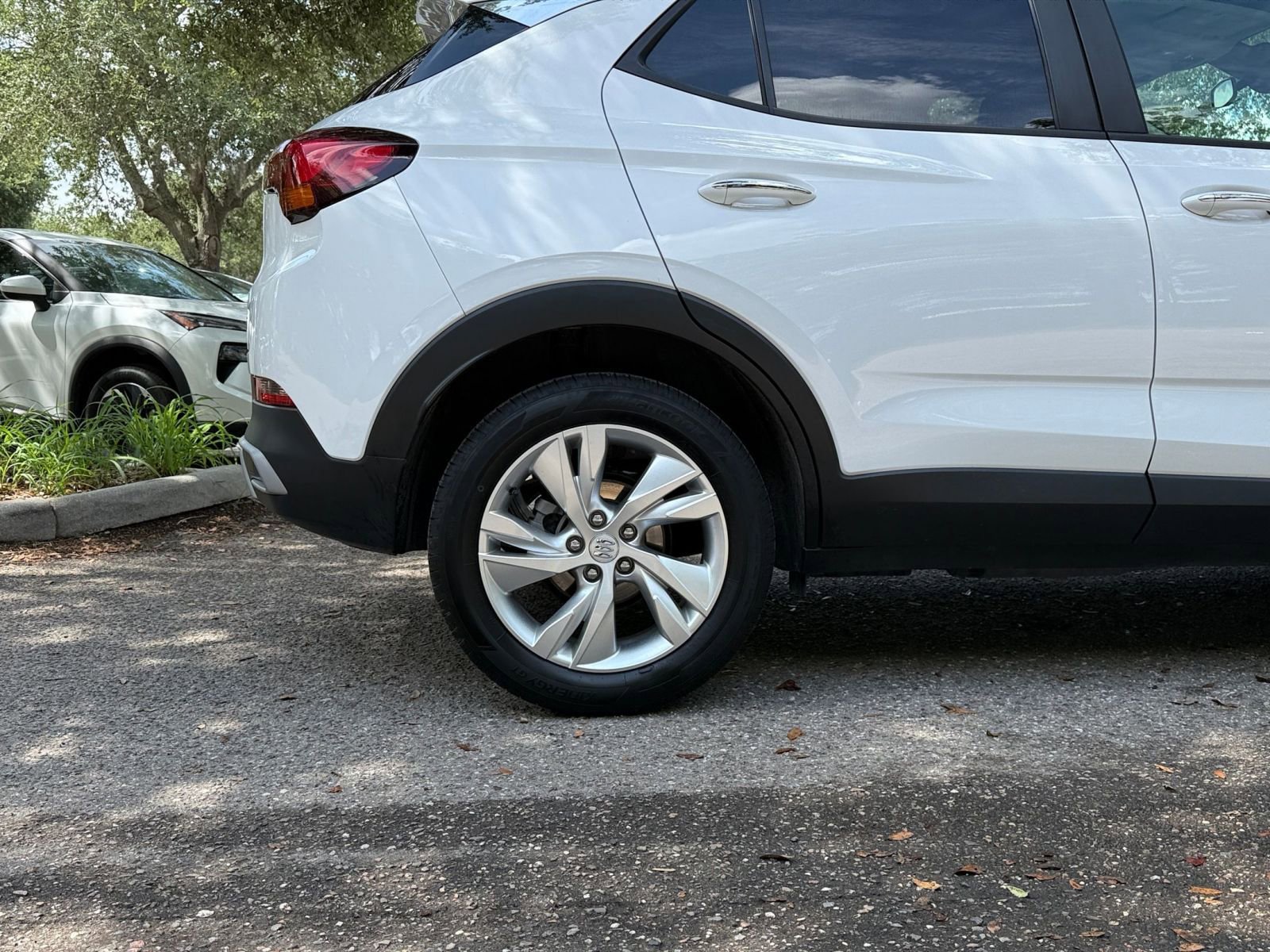 Used 2025 Buick Encore GX Preferred FWD image 27