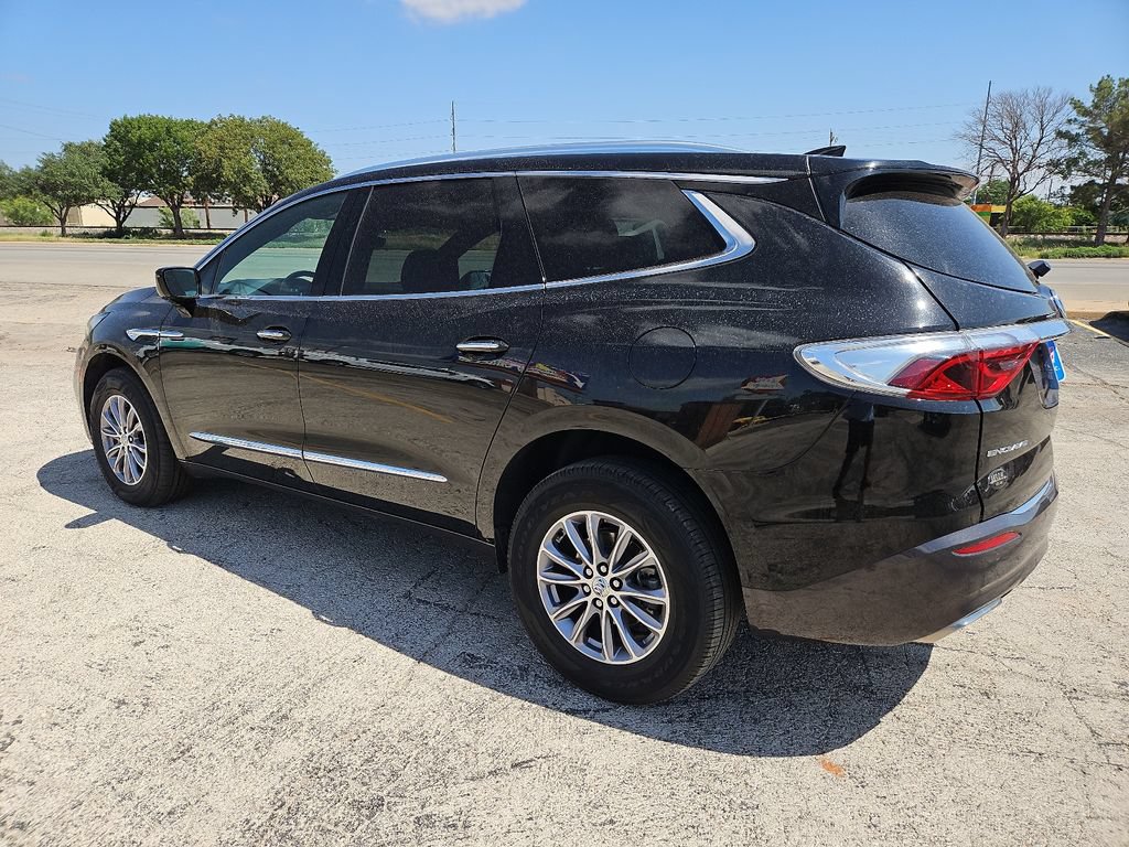 Used 2024 Buick Enclave Premium FWD image 7