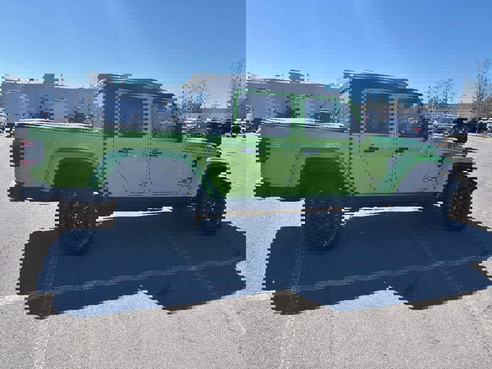 Used 2025 Jeep Gladiator Sport image 13