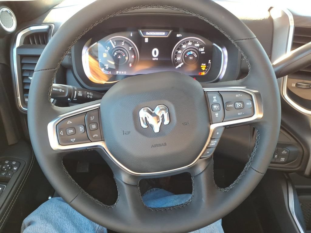 New 2026 RAM 2500 Laramie AWD/4WD image 22