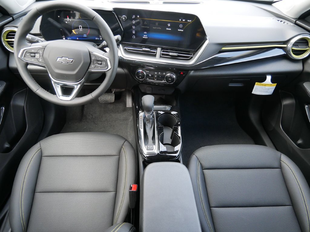 New 2026 Chevrolet Trax ACTIV FWD image 18