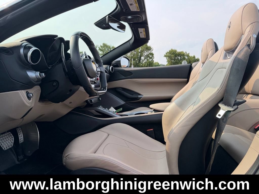 Used 2019 Ferrari Portofino RWD image 26