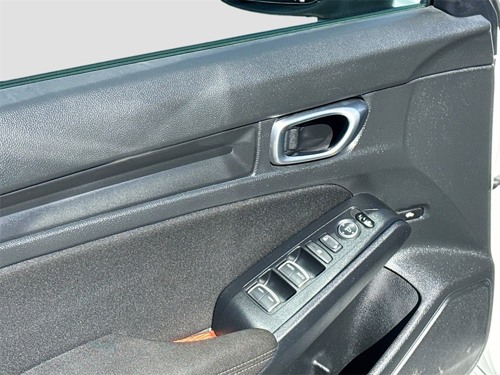Used 2024 Honda Civic Sport image 17