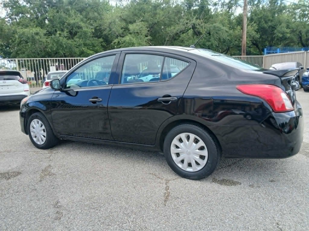 Used 2019 Nissan Versa S Plus FWD image 5