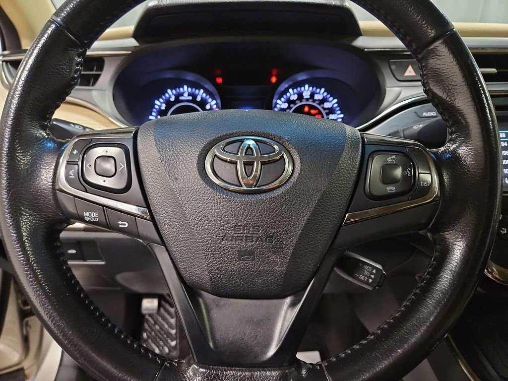 Used 2016 Toyota Avalon XLE Premium image 17