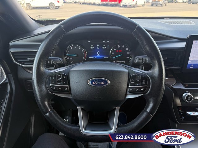 Used 2020 Ford Explorer Limited image 11