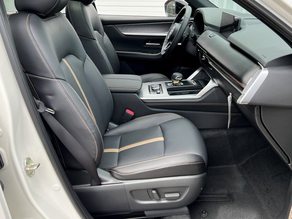 New 2025 MAZDA CX-70 3.3 Turbo w/ Premium Plus Pkg image 8