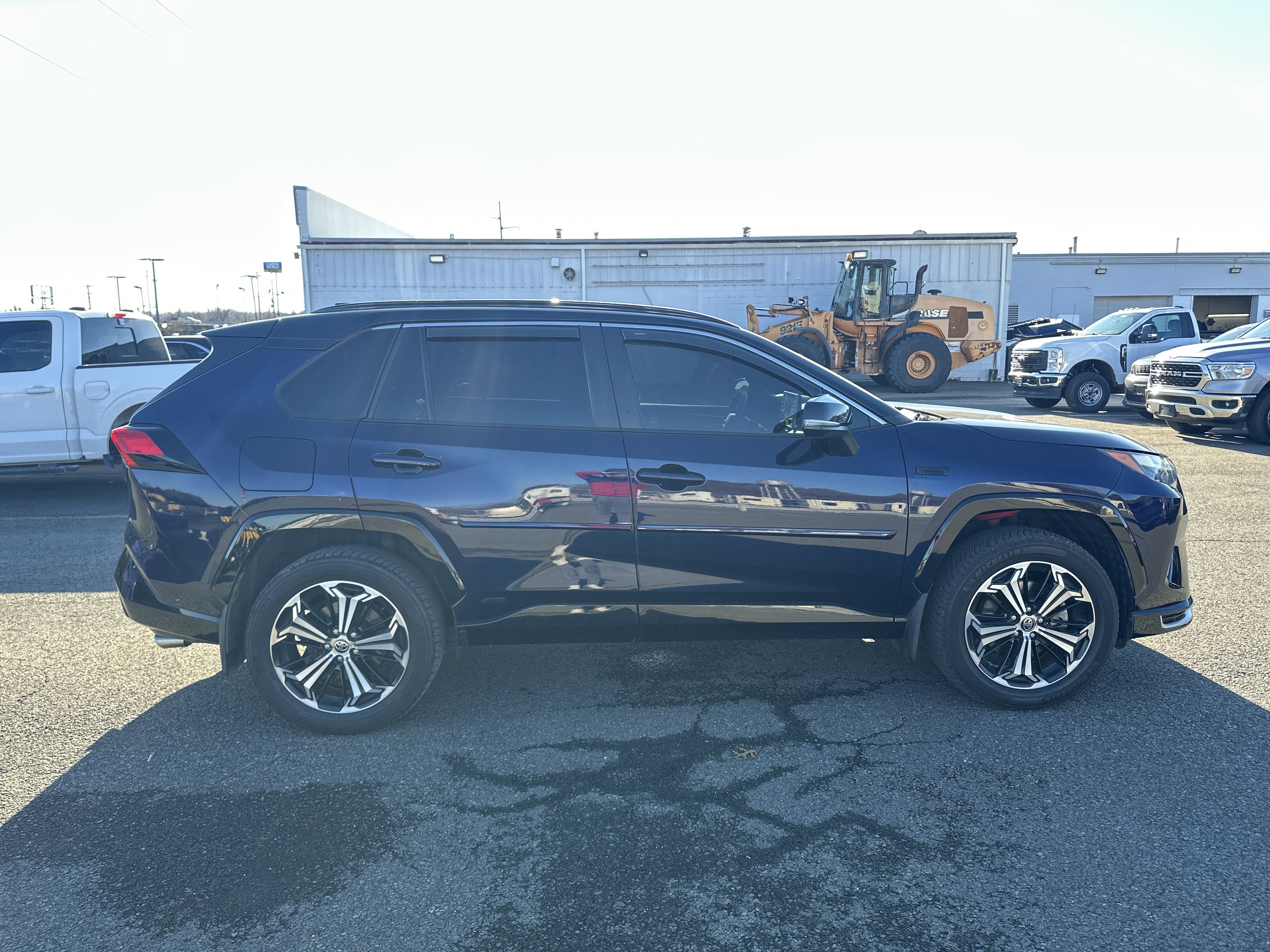 Used 2022 Toyota RAV4 XSE image 4