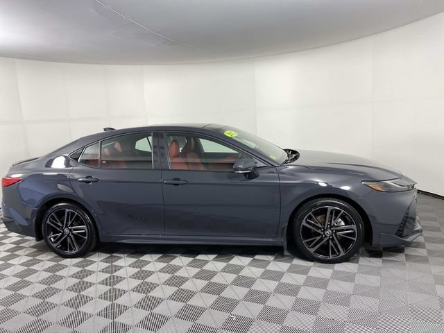 Used 2025 Toyota Camry XSE AWD/4WD image 10