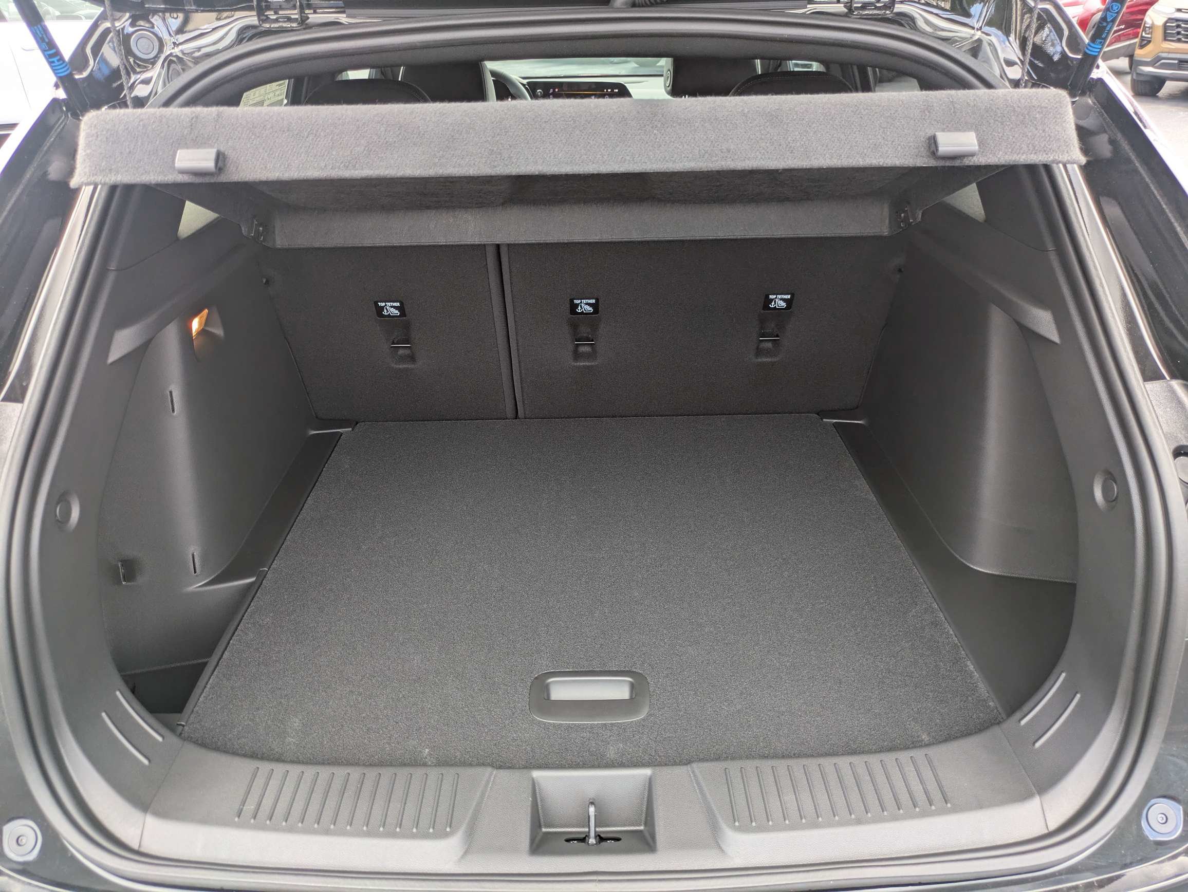 New 2026 Chevrolet Trax RS w/ Sunroof Package FWD image 7