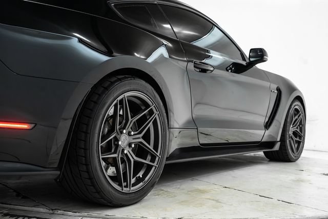 Used 2017 Ford Mustang Shelby GT350 w/ Electronics Package RWD image 14