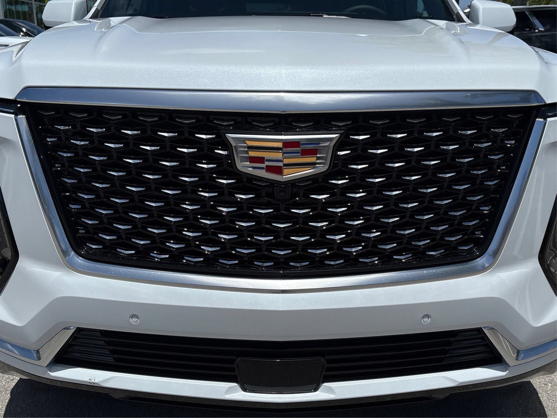 New 2026 Cadillac Escalade ESV Luxury AWD/4WD image 15
