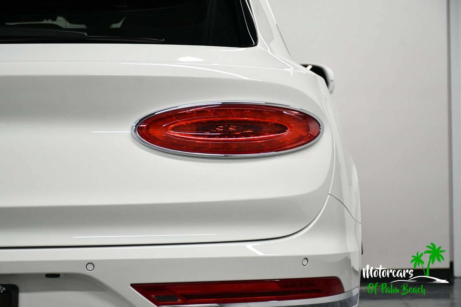 Used 2023 Bentley Bentayga AWD/4WD image 15