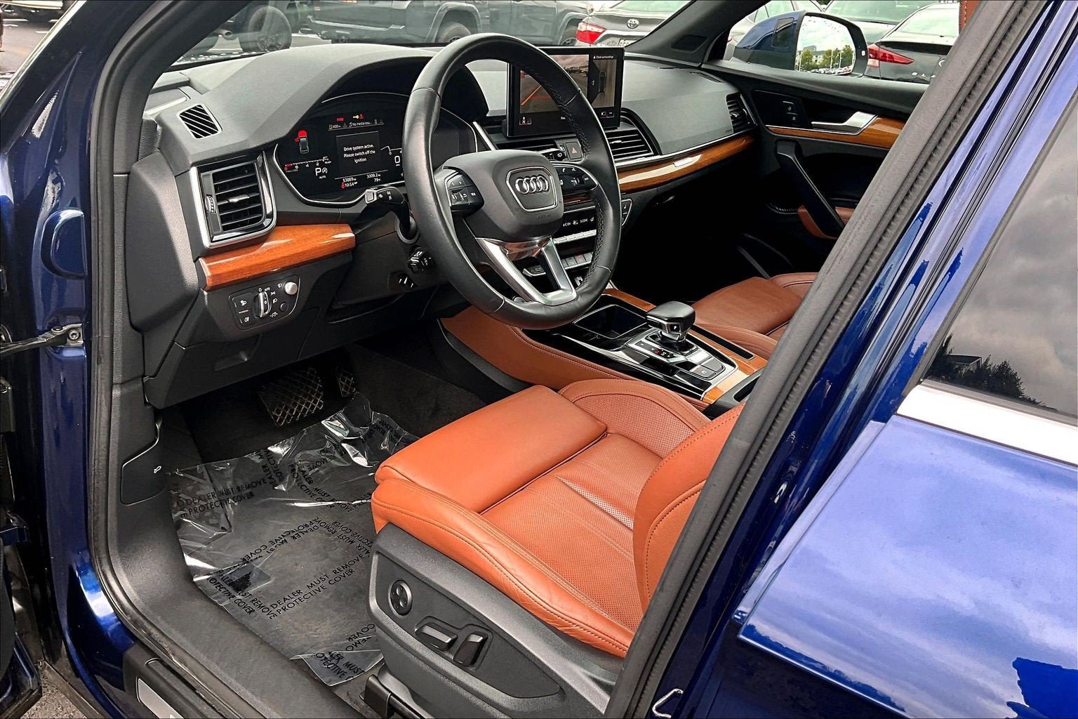 Used 2021 Audi Q5 Prestige w/ Prestige Package AWD/4WD image 13