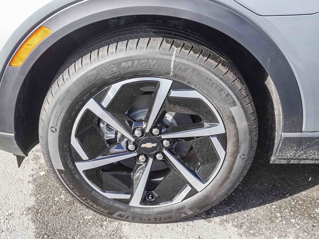 New 2026 Chevrolet Equinox EV LT FWD image 9