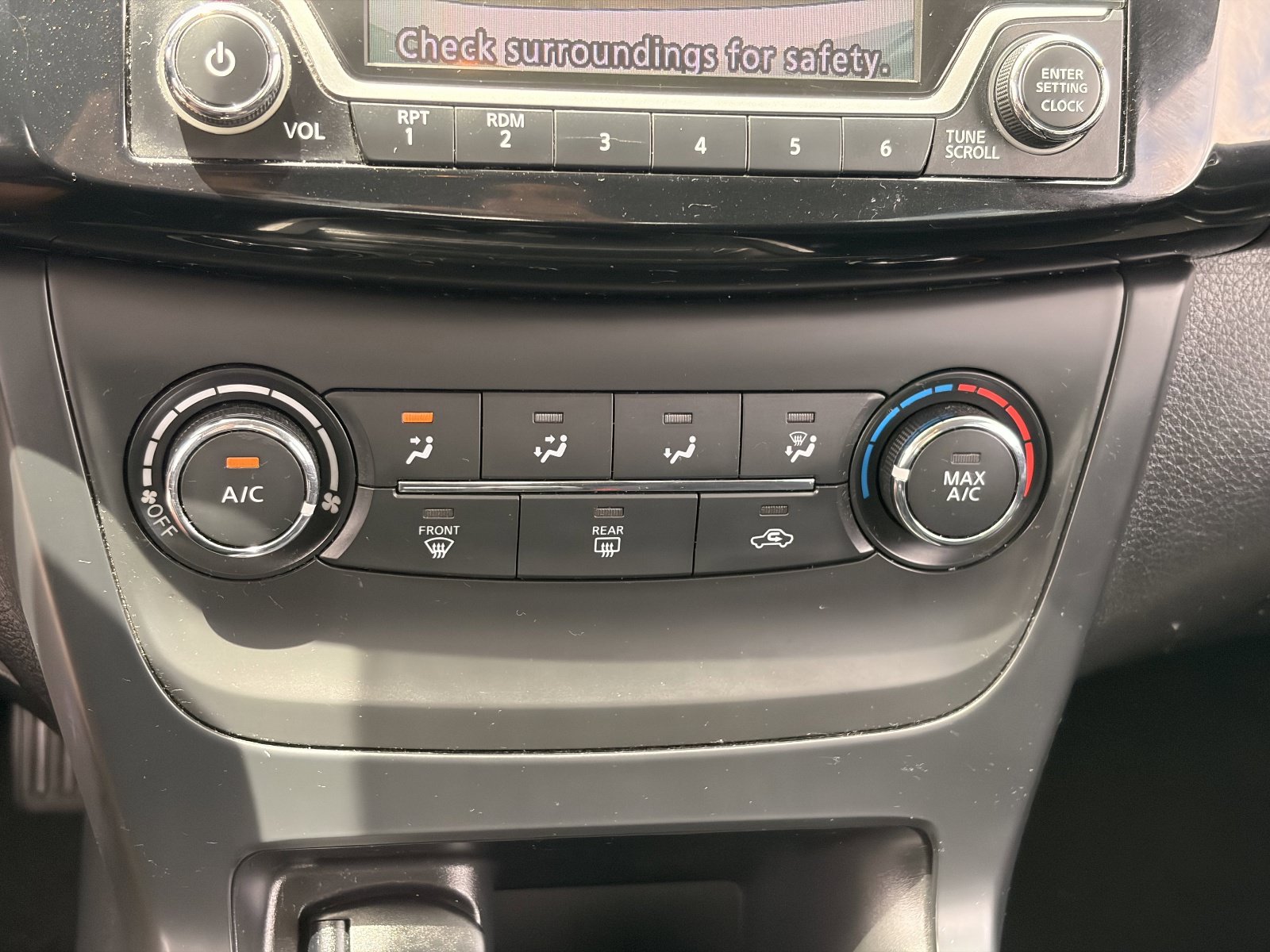 Used 2017 Nissan Sentra SV FWD image 21