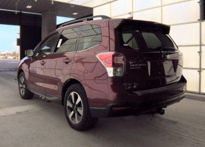 Used 2017 Subaru Forester 2.5i Limited AWD/4WD image 5