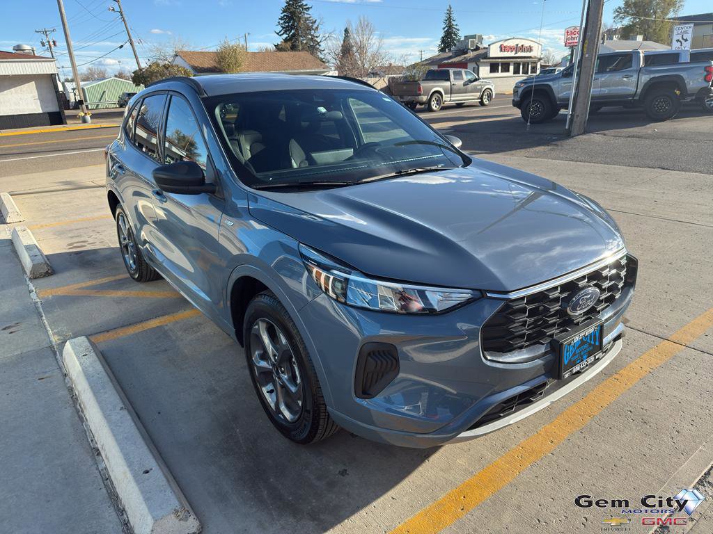 Used 2024 Ford Escape ST-Line w/ Tech Pack #1 image 4