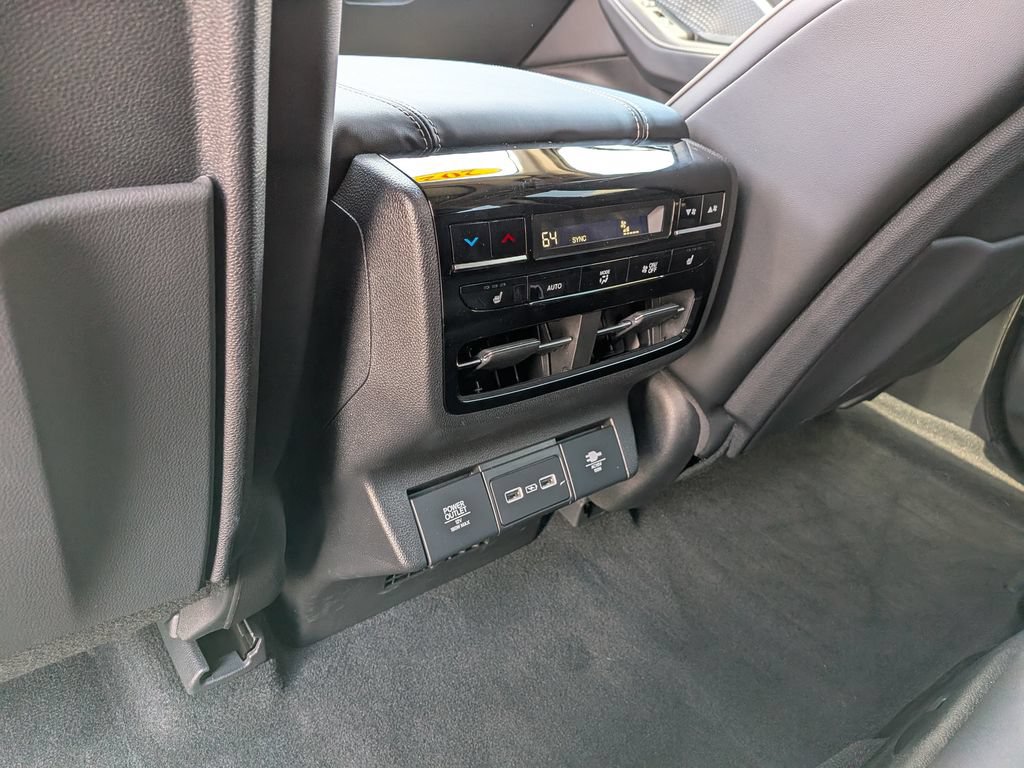 Used 2024 Acura MDX SH-AWD w/ Advance Package image 20