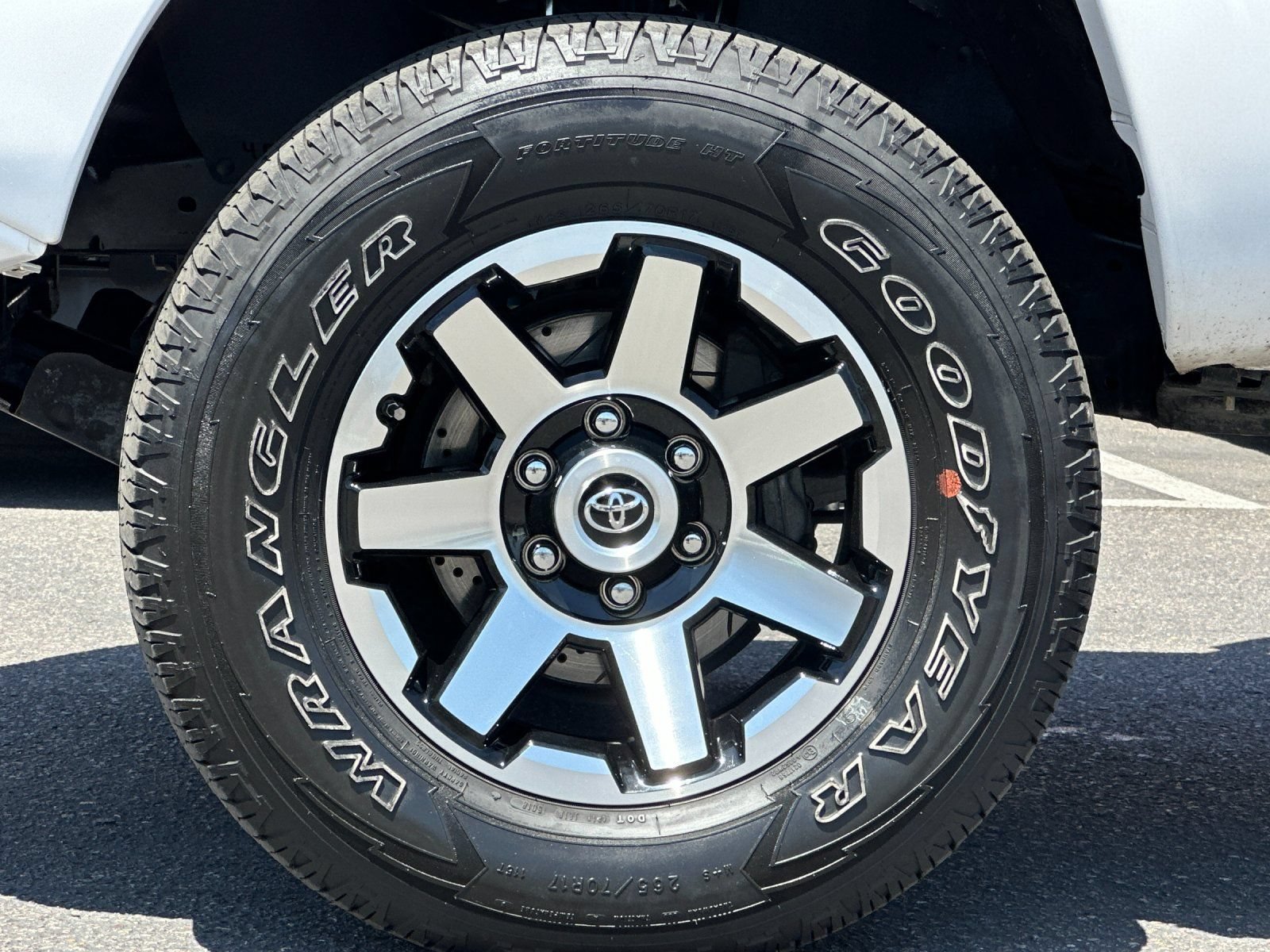 Used 2013 Toyota Tacoma 4x4 Double Cab w/ TRD Off-Road Pkg image 21