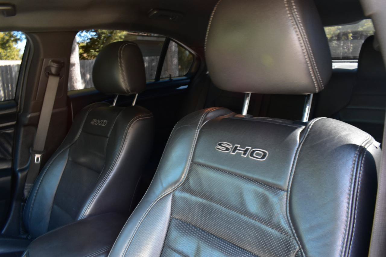 Used 2015 Ford Taurus SHO AWD/4WD image 13