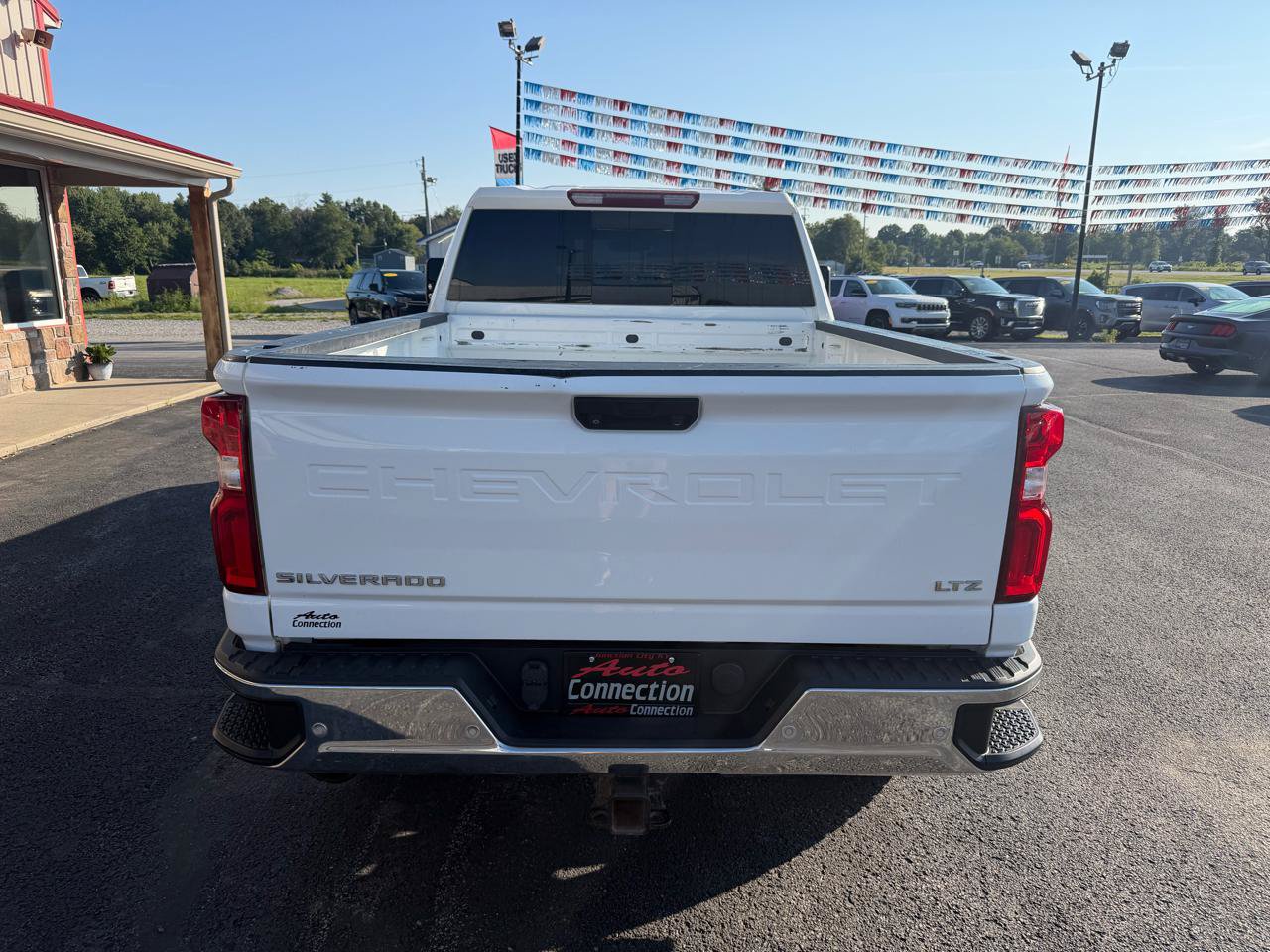 Used 2020 Chevrolet Silverado 2500 LTZ w/ LTZ Texas Edition AWD/4WD image 5