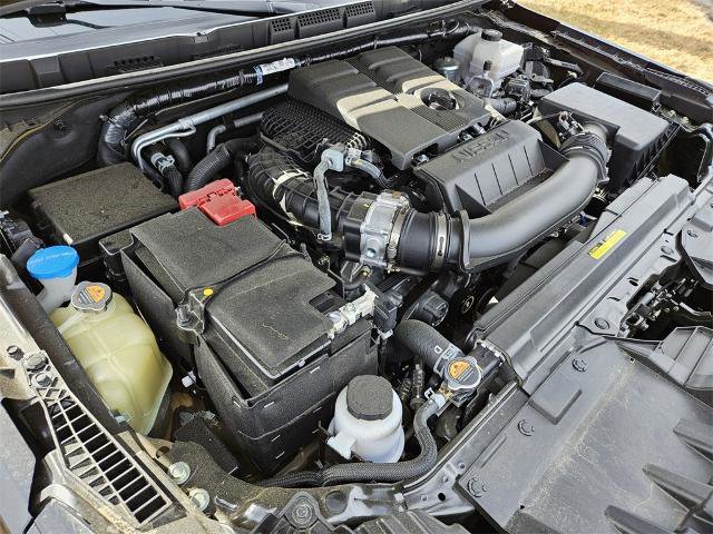 Certified 2025 Nissan Frontier PRO-4X w/ Pro Premium Package image 17