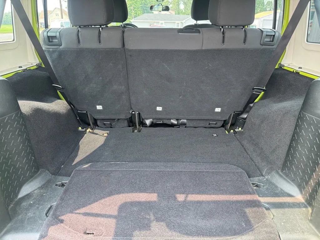 Used 2016 Jeep Wrangler Unlimited Sport w/ Max Tow Package AWD/4WD image 10