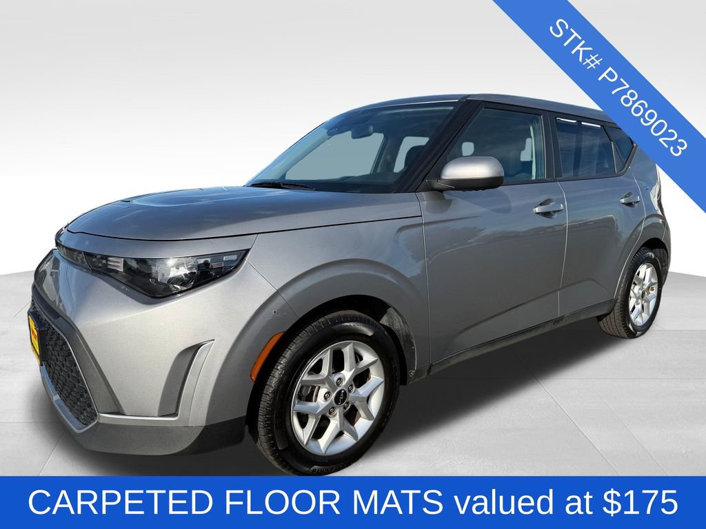 Certified 2023 Kia Soul LX w/ LX Technology Package image 3