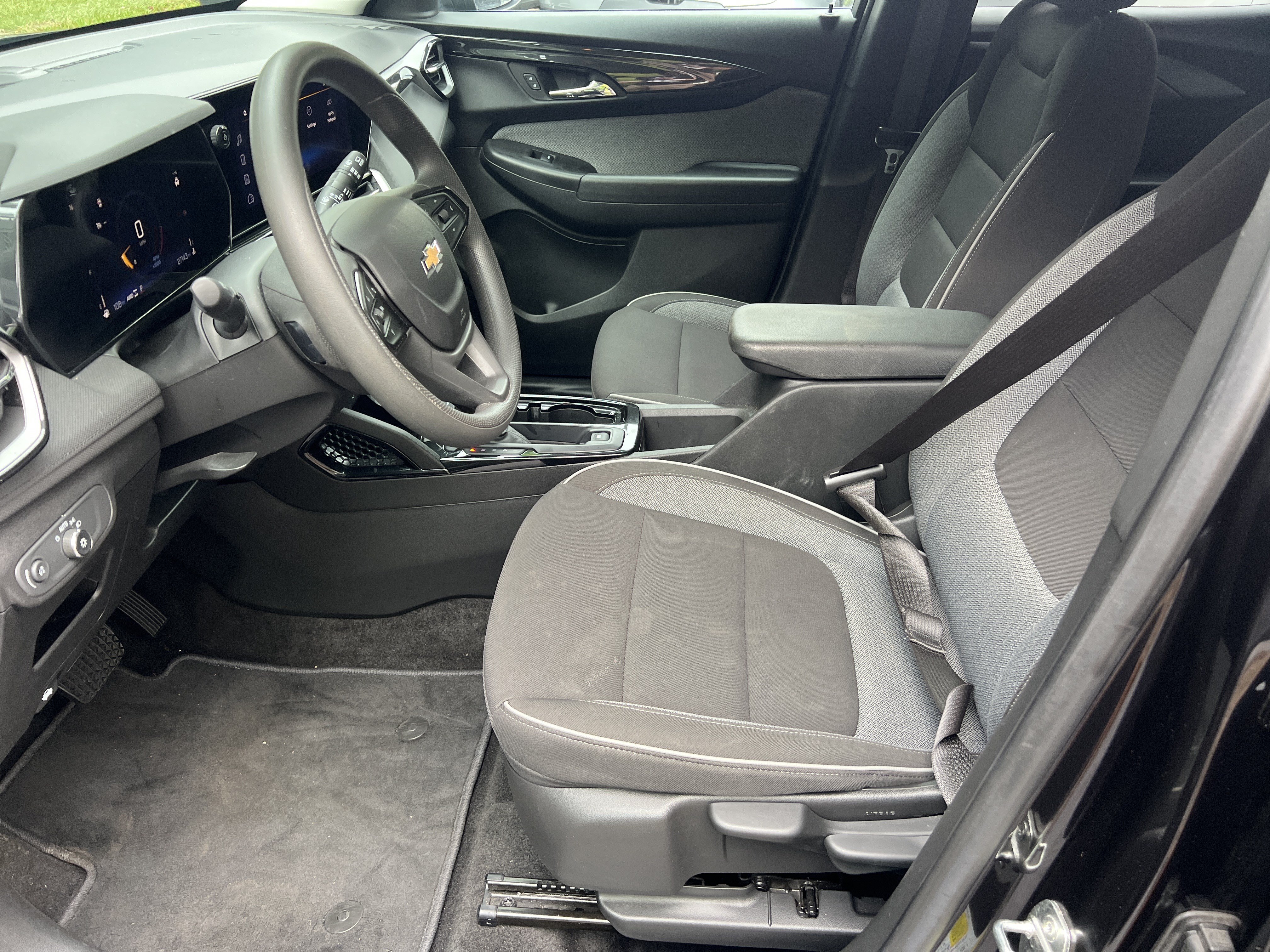 Certified 2024 Chevrolet TrailBlazer LT AWD/4WD image 9
